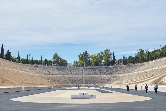 Running Through the History of Athens with Personal Trainer - Running toward the Acropolis: how you get the big views without the stress