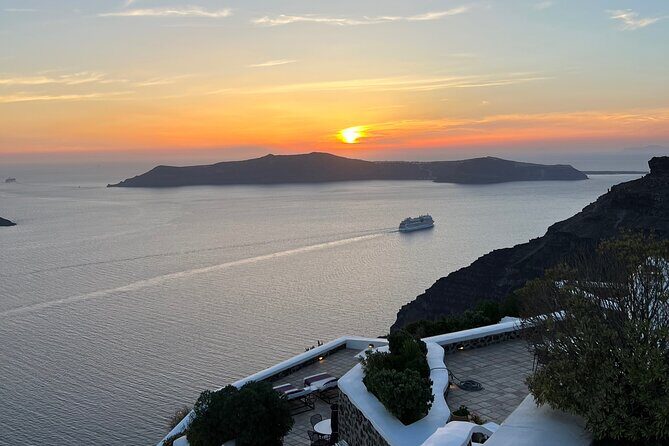 Santorini Airport Private Transfer - The Ride Setup: AC, Bottled Water, and WiFi On Board