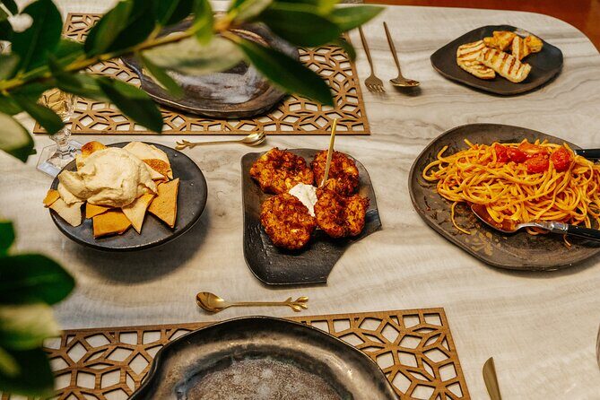 Santorini Dinner Class with Margarita in Athens - Before You Book: Small Tips That Make the Night Smoother