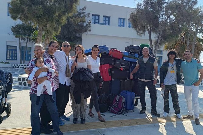 Santorini Taxi Service - Who This Is Best For (Solo Travelers, Couples, Small Groups, Special Events)