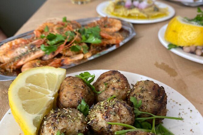 Savor Athens Walk: A Culinary & Travel Writer’s Insider Food Tour - Psirri loukoumades: honey timing and cinnamon dust