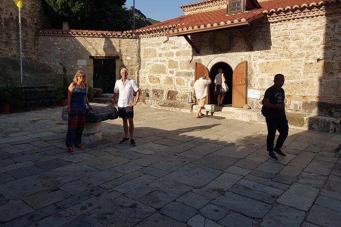 Single day rail trip from Thessaloniki to Meteora - Kalambaka meet-up: quick orientation before Meteora