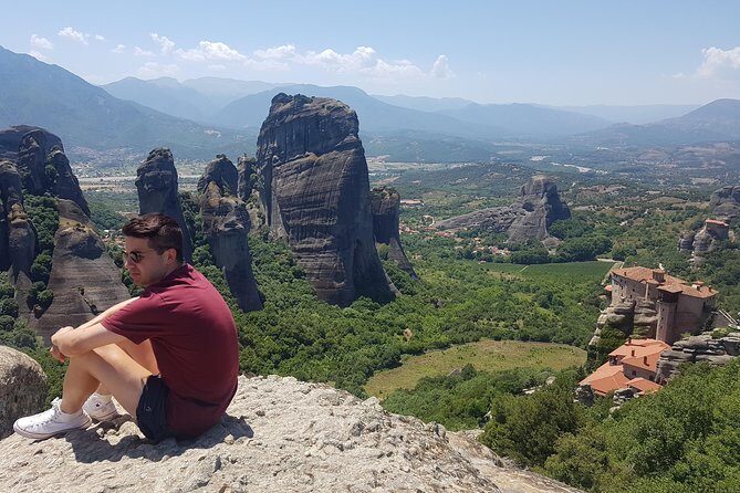 Single day rail trip from Thessaloniki to Meteora - Group size, guide style, and what to expect from the pacing