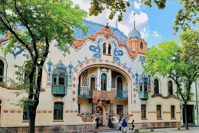 Small Group Tour: Balkans & Central Europe from Athens to Vienna - Should you book this Balkans & Central Europe tour from Athens to Vienna?