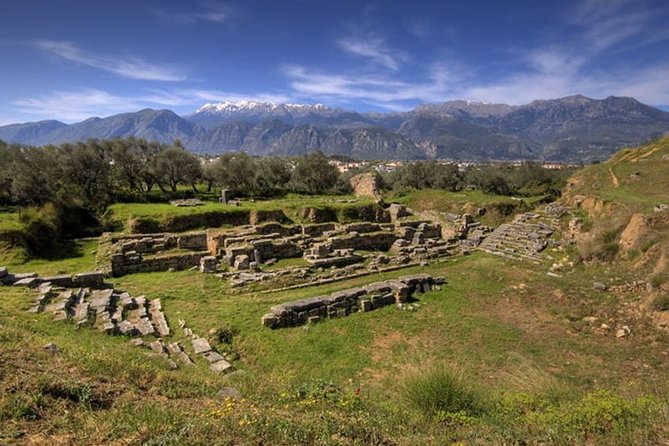 Sparta private day tour from Athens lunch included - Mystras ruins: the Byzantine story told in ruins and churches