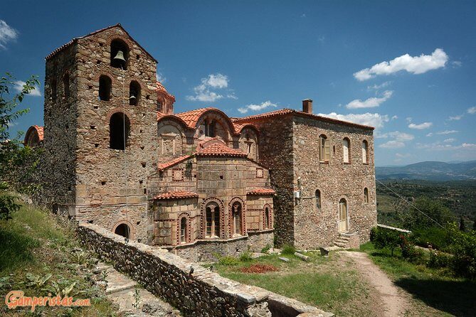 Sparta Tour - Lunch in Pikoulianika: Mountain Views and a Real Break
