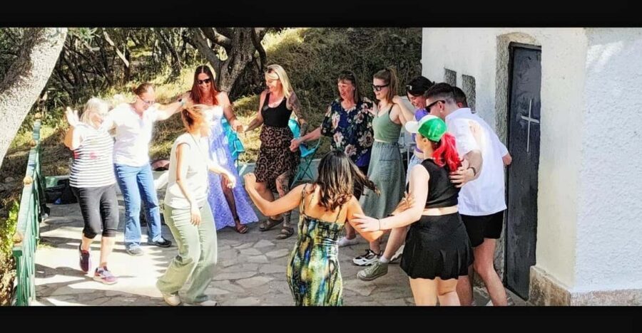 Steps to tradition: Greek traditional dances in Athens - Learning Greek dance steps: why hand-in-hand matters