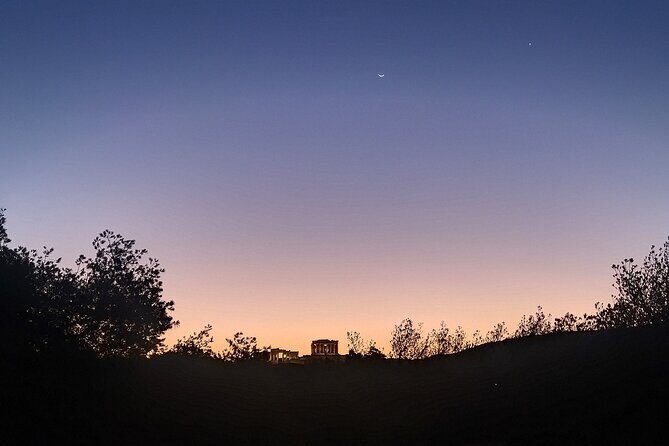 Sunrise Yoga & Meditation Acropolis & 360 view - Finding the Meeting Point Near Thissio Metro (and Starting at 7:00 am)