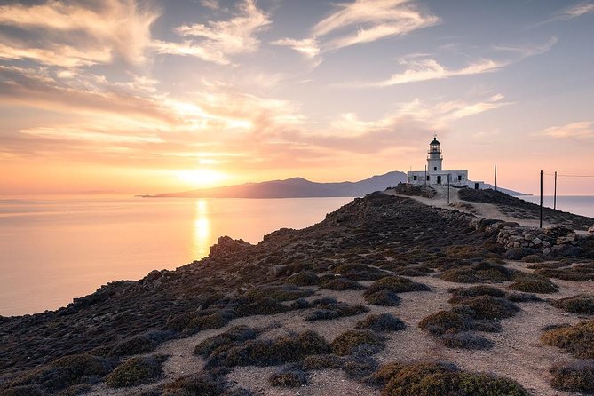Sunset Lighthouse Armenistis - Sunset Lighthouse Armenistis: why this stop is timed so well