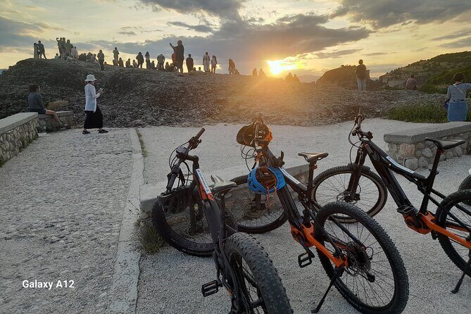 Sunset Meteora Tour on E-Bike - E-bike brands, gear, and the safety rhythm