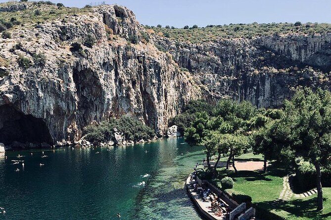 Temple of Poseidon sunset @ Cape Sounio (And dinner time) - Lake Vouliagmeni: a short stop with surprisingly specific details