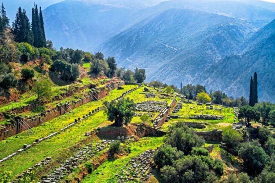 Thermopylae, Meteora and Delphi Full Day Tour - Pickup, Mercedes comfort, and how you stay in sync