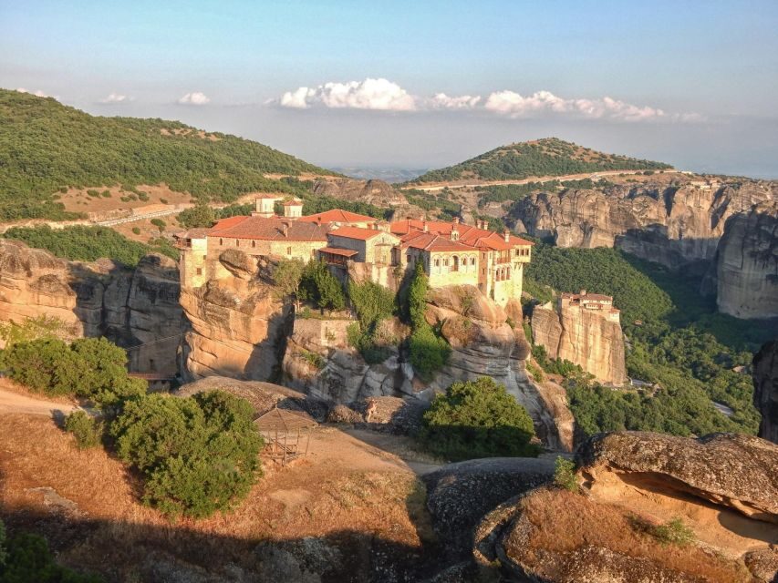 Thermopylae, Meteora and Delphi Full Day Tour - Price and value: what $441 buys in practice