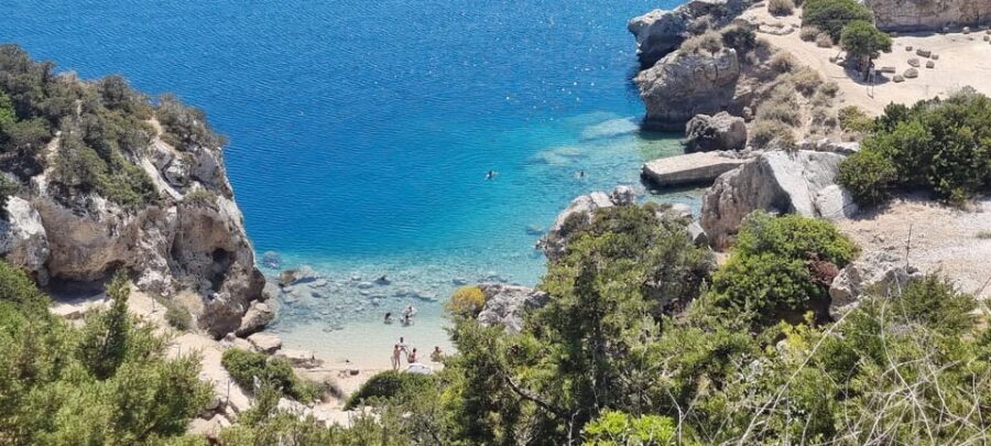 Tour in Heraion (Sanctuary of Hera) and Lake Vouliagmeni - A 6-hour Peloponnese day trip that actually has room to breathe