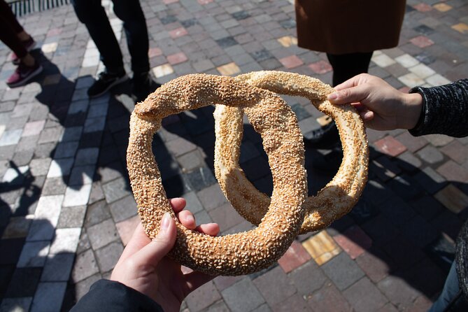Traditional breakfast in markets with olive oil and honey tasting - Psiri’s traditional pie moment: eat first, ask questions after