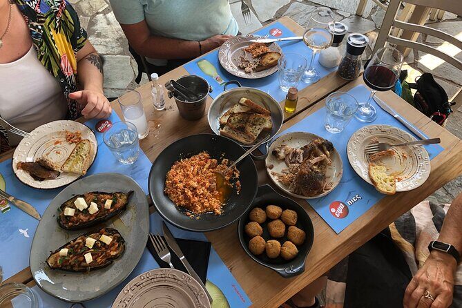 Traditional Food tour, Olive oil Tasting with Lunch in Kalamata, Messinia! - Wine tasting with Mr. Giannis: a paired finish, not a party