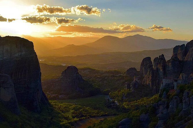 Two day trip from Athens to Delphi and Meteora - The Thermopylae stop on the way back to Athens