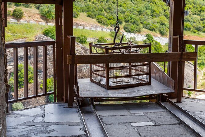 Varlaam Monastery Greece Self-Guided Walking Audio Tour - The tech setup: download on strong Wi‑Fi, then go offline