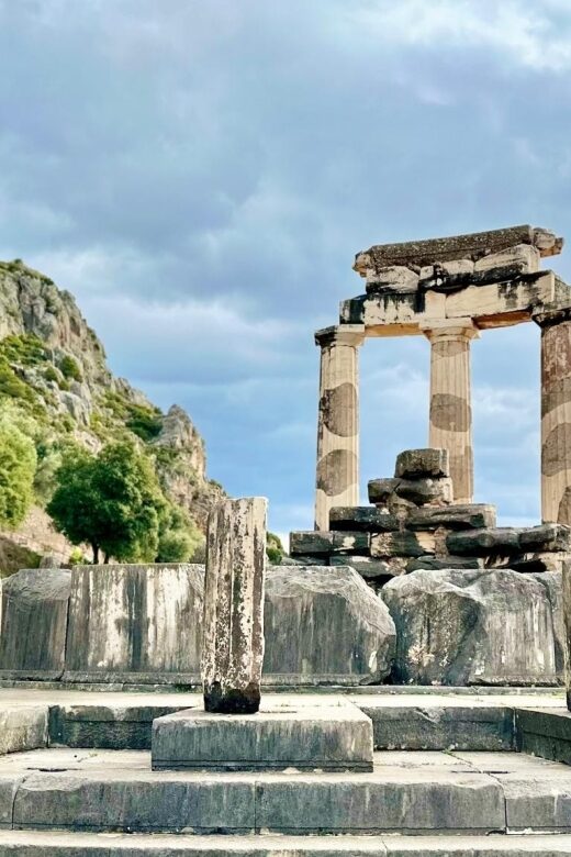 Visit Delphi & Meteora Monasteries Full Day Private Trip - The History Thread: Thermopylae in the Same Day Story