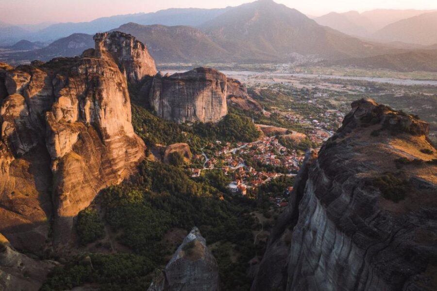 Visit Delphi & Meteora Monasteries Full Day Private Trip - How Private Works Here (And Why It’s Worth It)